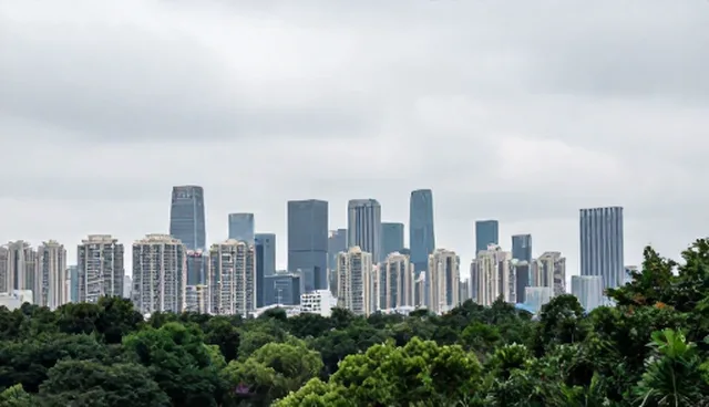 软件研发选型中性能与适用条件的取舍分析